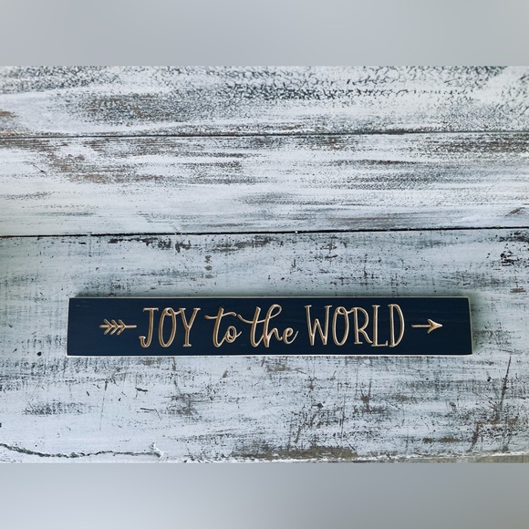 *Joy to the World Engraved Sign 24”x3.5” - Picture 11 of 13